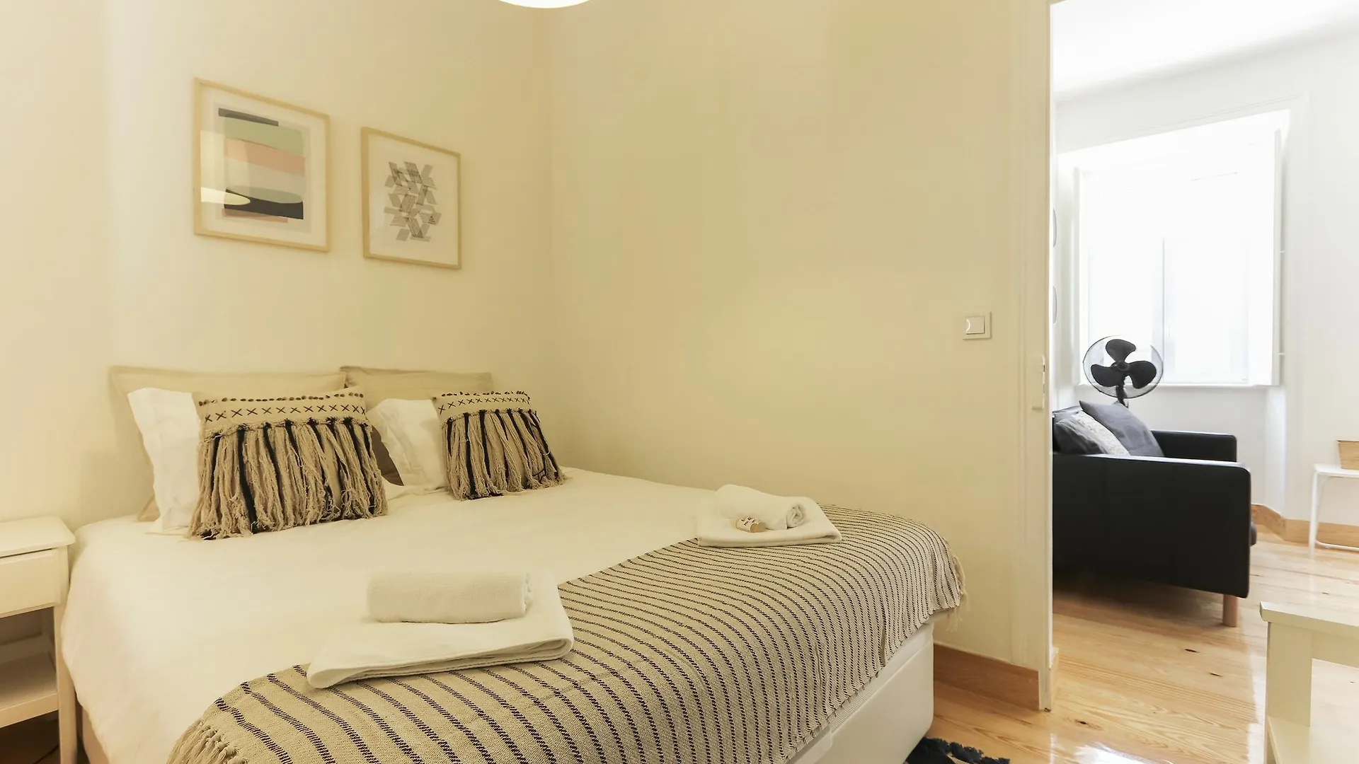 Bairro Alto Bright By Homing Apartment Lisbon